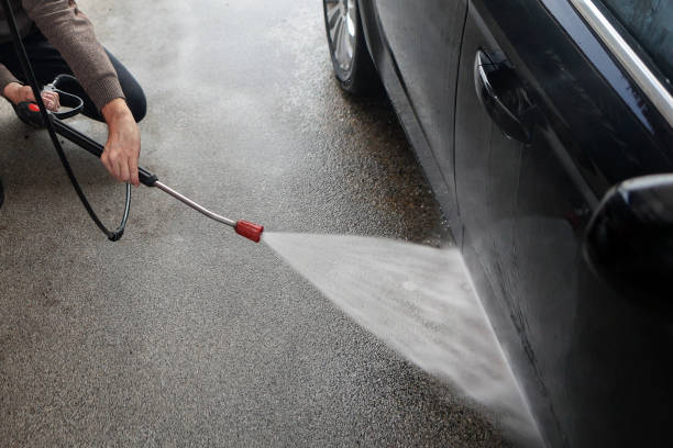 Why Choose Our Certified Pressure Washing Experts for Your Project Needs in Monticello, FL?